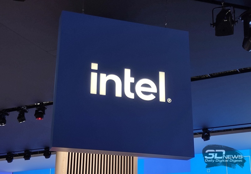 Временный глава Intel заявил о неизменности стратегии и прогнозов, но акции всё равно обвалились